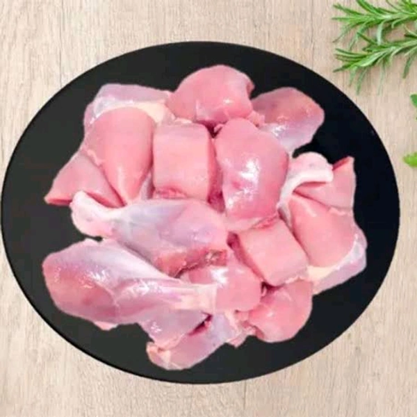 Premium Tender and Antibiotic-residue-free Chicken (Skinless) - Curry Cut